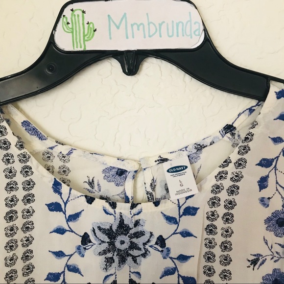 Old Navy Blue Floral Print Tank Top - Picture 3 of 6